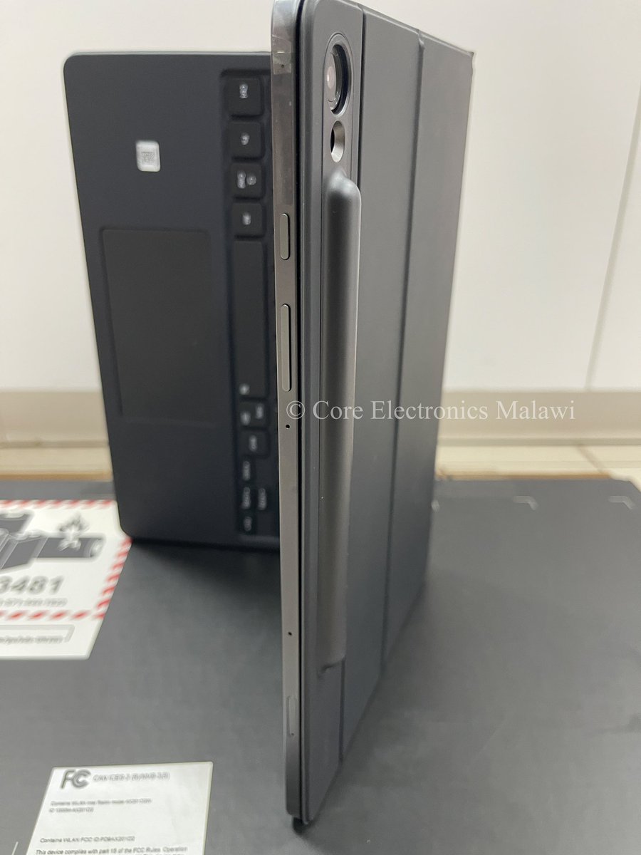 CoreMalawi's tweet image. Explore the Samsung Galaxy Tab S9 5G with Galaxy AI | 256GB Internal Storage | 12GB RAM | 11” Dynamic AMOLED 2X, 120Hz, HDR10+ Display | Dual Sim | USB Type-C 3.2, magnetic connector | 8400mAh Battery | Going at K2,550,000.00 | Contact : ￼0995 47 01 74
#coreelectronicsmalawi