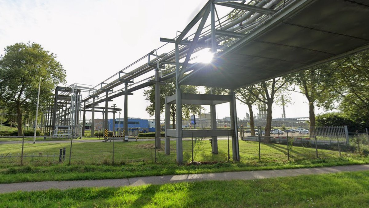 Ammoniaklek in industriecomplex Geleen