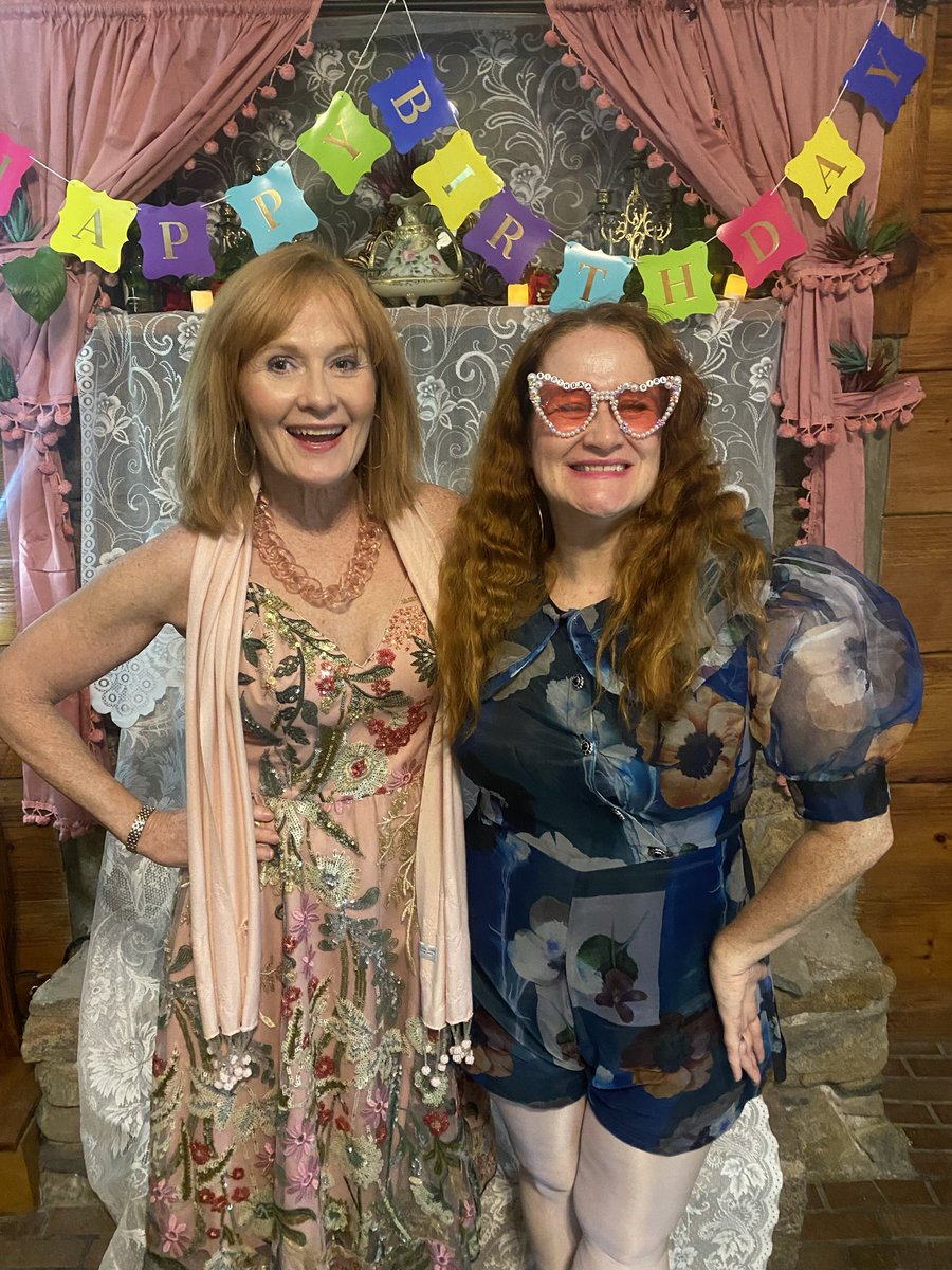 kathleenlayton tweet media