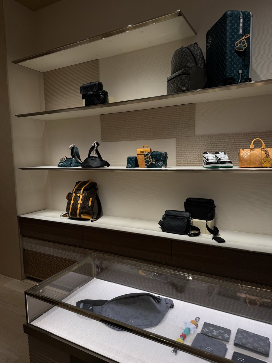 18_zett's tweet photo. 👻 https://t.co/ygWMMh82Zd