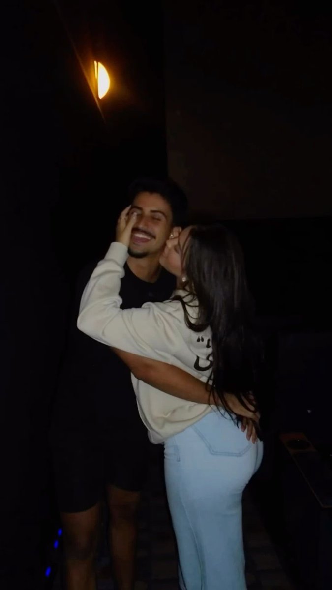 lovetruefk's tweet photo. Obrigada por tudo e tanto! 🖤 https://t.co/Q4nJaYfUK0