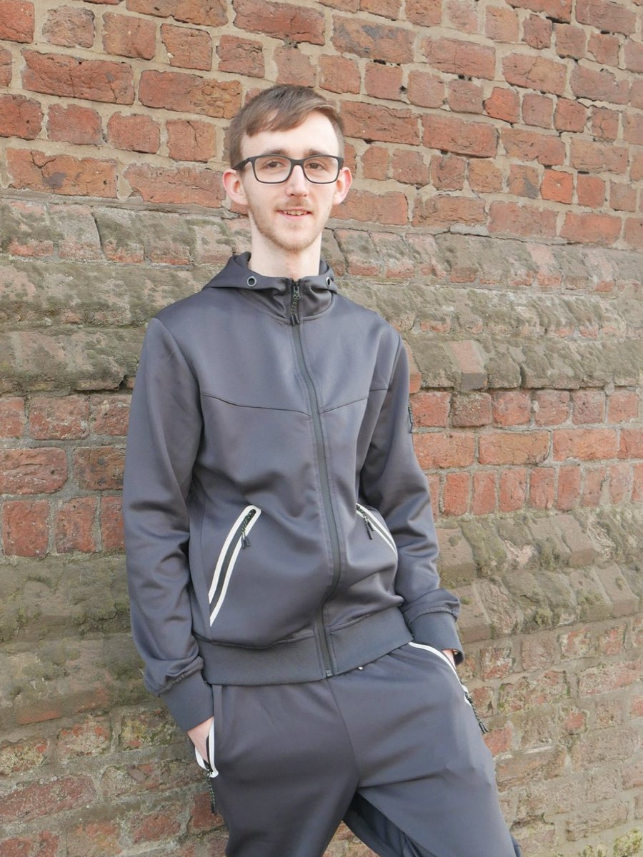 donnomusic's tweet image. Life is full of struggles and challenges but it’s up to you if you let them defeat and define you or if you defeat and rise above them!
Take control of your life and while you’re at it, go stream ‘Remember Me’ on all streaming platforms 👀🔥
—
#donnomusic #rhib #motivation #life