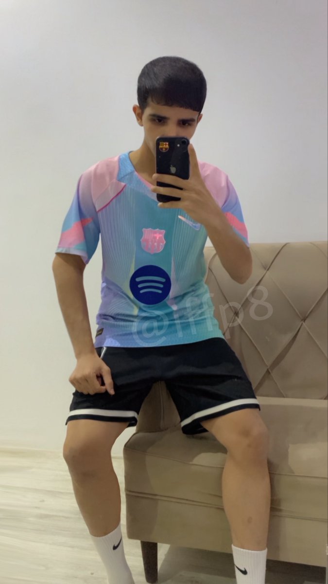 اول 10 يضيفوني سناب بدخلهم ستريك 😝💙.