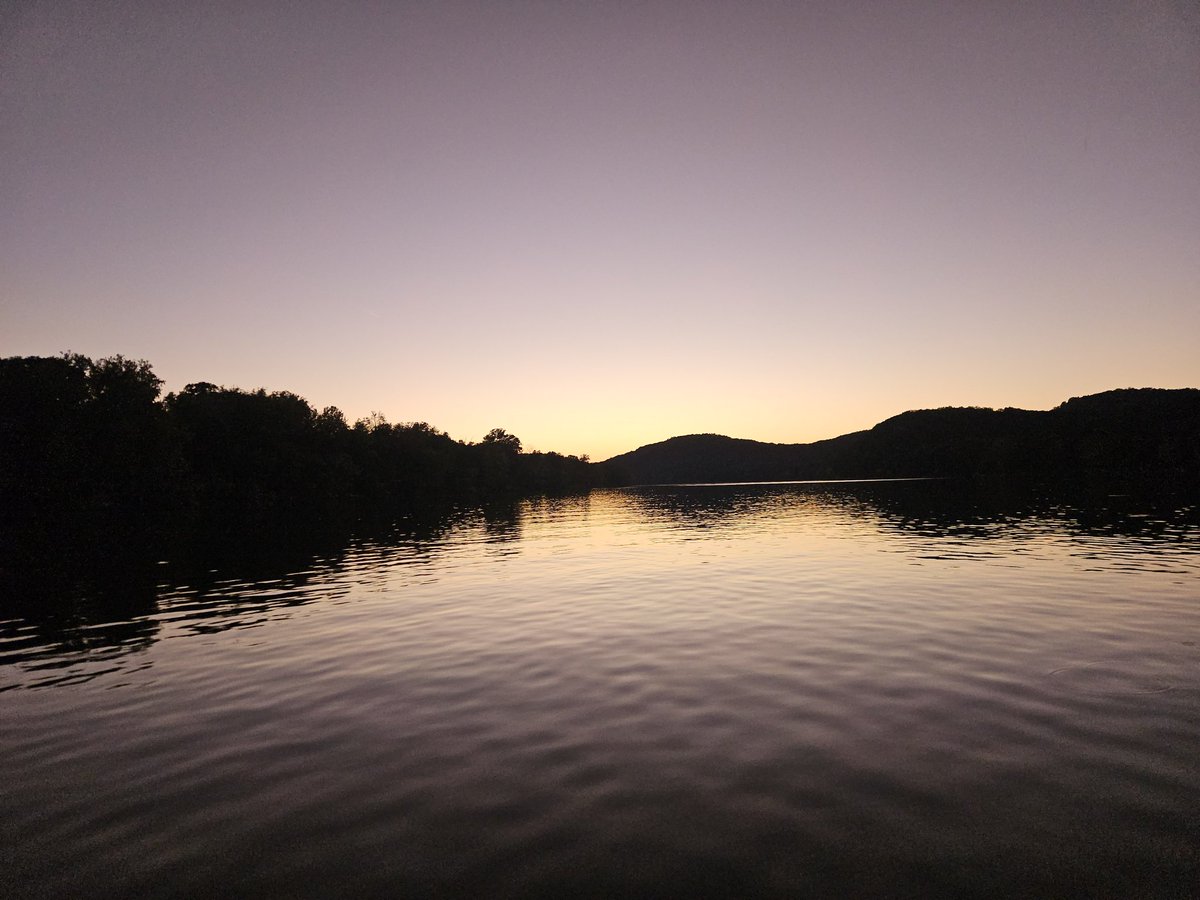 Huck Finn's Fishing tweet media