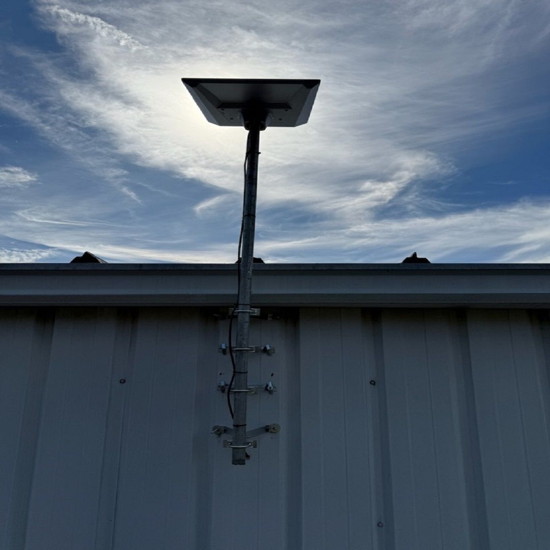 ProSatNetworks's tweet image. Starlink installation in Windsor, CT by ProSat Networks 1-844-799-0258 professional Starlink installers for commercial businesses, residential homes, RV parks, campgrounds, construction sites, dairy farms &amp;amp; agriculture farms, airplane hangars, mines &amp;amp; mining operations,…