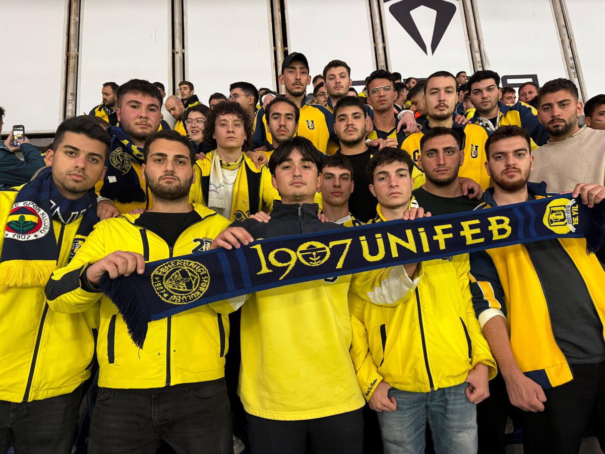 BİR TEK SANA GÖNÜL VERDİK!

19.10.2025 | Fenerbahçe 2-1 Fatih Karagümrük