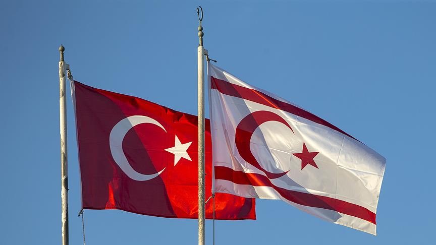 World of Türkiye (@worldofturkiye) on Twitter photo World of Türkiye GYY
Reşit Kemal As <a href="/resit_as/">Resit Kemal As 🇹🇷</a> :
🇹🇷Peki Kıbrıs’ta federatif çözümü savunan bir liderin kazanması, muhalefet tarafından neden bu kadar coşkuyla karşılandı?
Mesele yine Kıbrıs değil. Türkiye’de kuramadıkları iktidar hikayesini, dış politikada küçük bir sahne World of Türkiye GYY
Reşit Kemal As <a href="/resit_as/">Resit Kemal As 🇹🇷</a> :
🇹🇷Peki Kıbrıs’ta federatif çözümü savunan bir liderin kazanması, muhalefet tarafından neden bu kadar coşkuyla karşılandı?
Mesele yine Kıbrıs değil. Türkiye’de kuramadıkları iktidar hikayesini, dış politikada küçük bir sahne