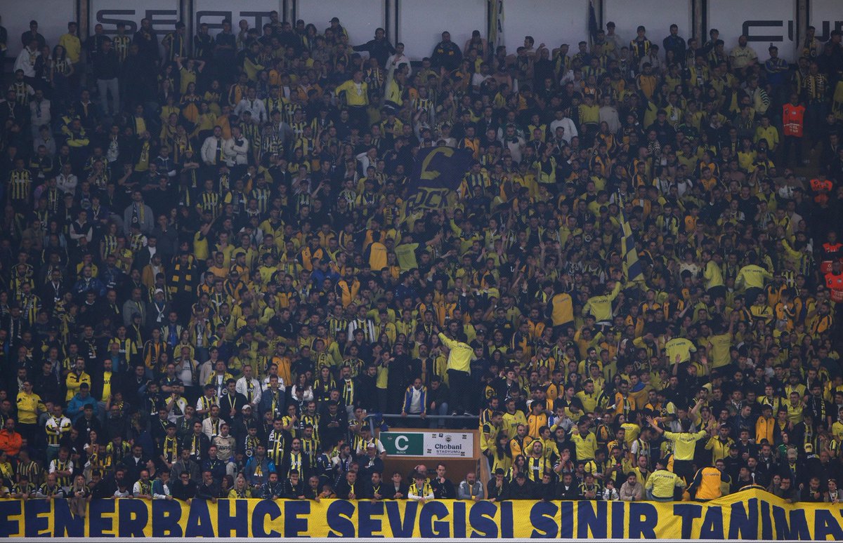FENERBAHÇE SEVGİMİZ SINIR TANIMAZ.