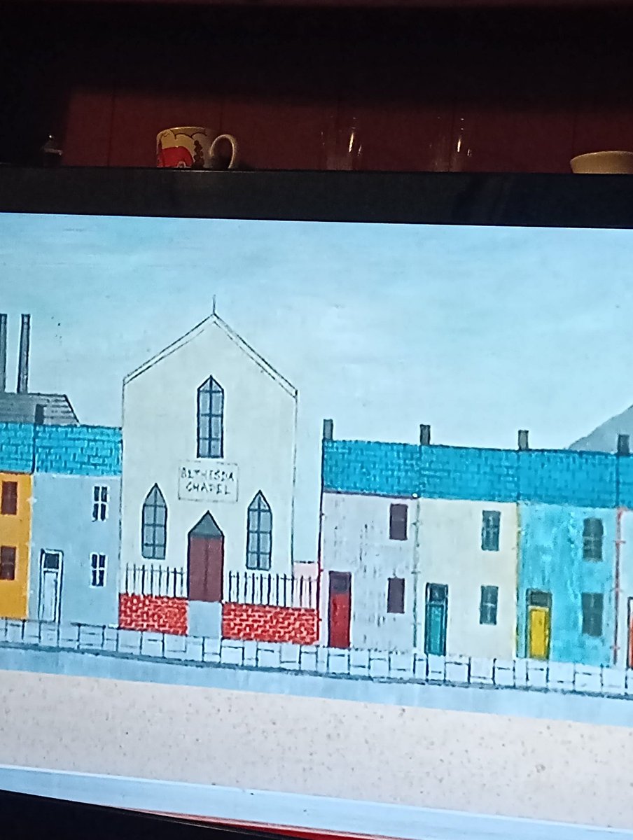 JoeCarroll34743's tweet photo. #antiquesroadshow
The Hafod Swansea.. neath rd. https://t.co/7zC7V8elD5