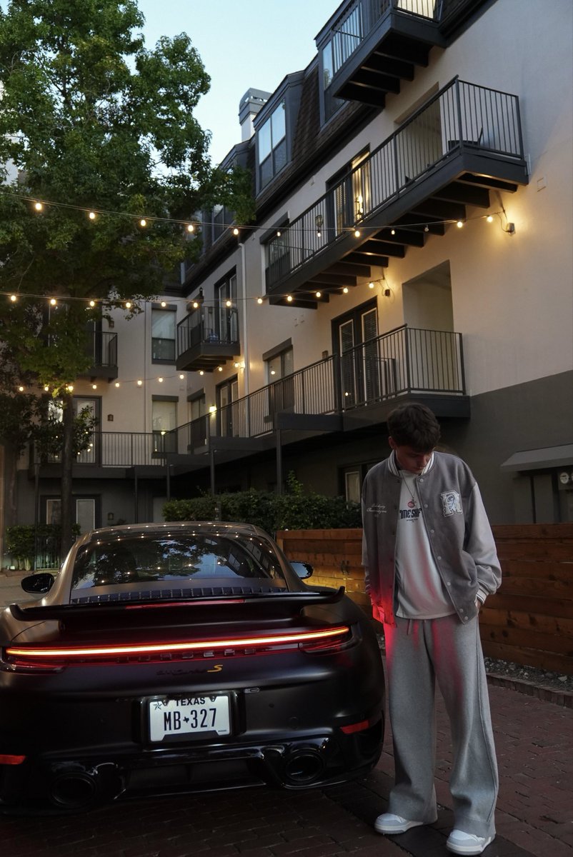 Clix's tweet image. make ur dreams a reality