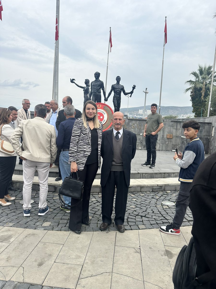 görevlerinde başarılar diliyoruz.

Emekleri, fedakârlıkları ve hizmetleri için tüm muhtarlarımıza teşekkür ediyoruz. 💐