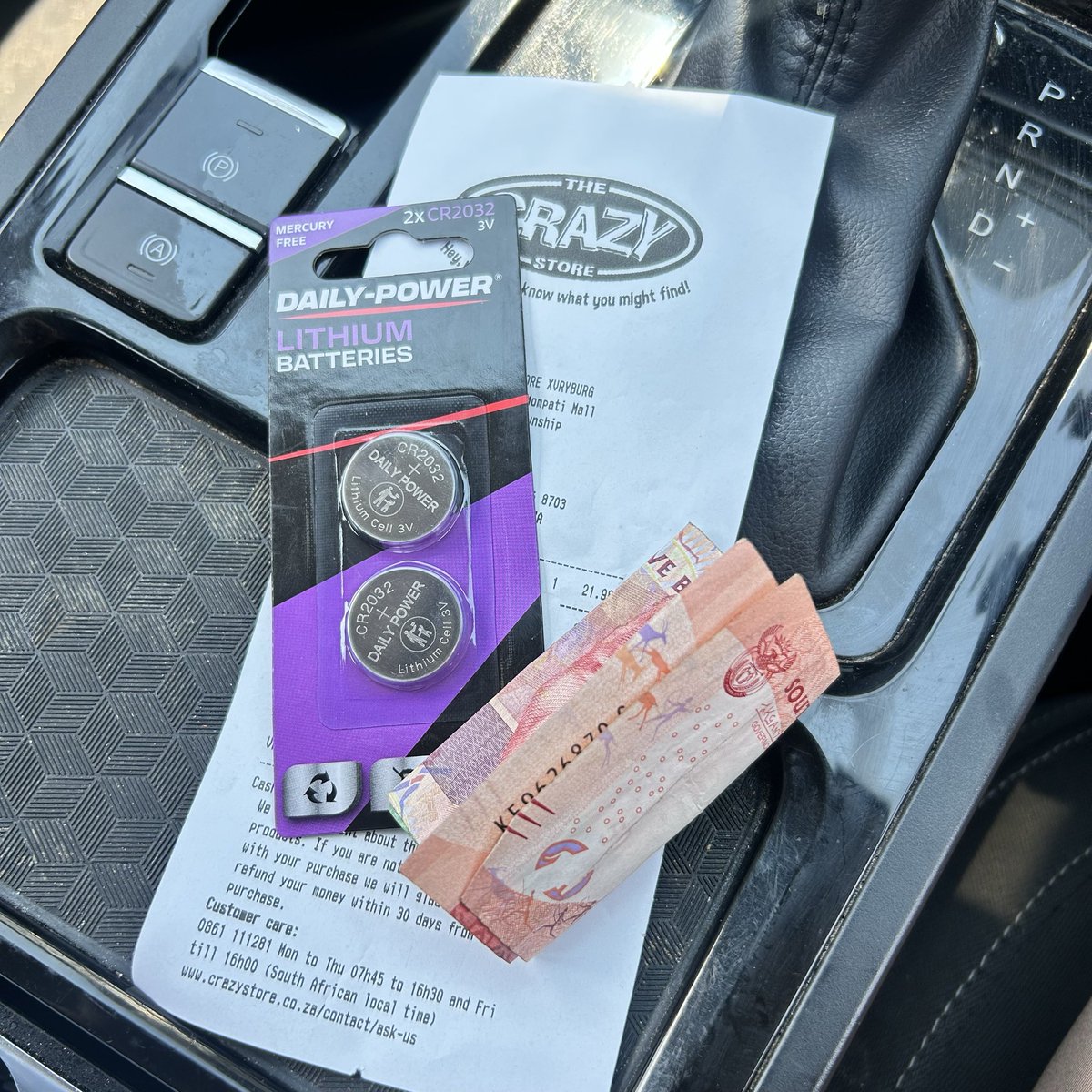 mapule_sechog's tweet photo. 🚨 @VereenigingMotors please hear me out 🚨
I traded in my Renault Kiger for a Chery Tiggo 4Pro last Oct — it’s been a nightmare ever since 😔 The car had hidden accident damage, no spare key, constant issues &amp; no help from anyone. I’m exhausted &amp; just want justice. 💔🙏🏼 https://t.co/lGdWbEFRPH