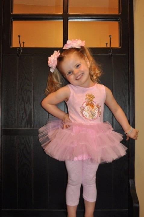 It’s time to celebrate our Seniors with the GR Longhorn VB Guess that Senior 2025 edition.  Here’s a hint, she has her hitters’ back and wears the #1️⃣🏐🖤🤙