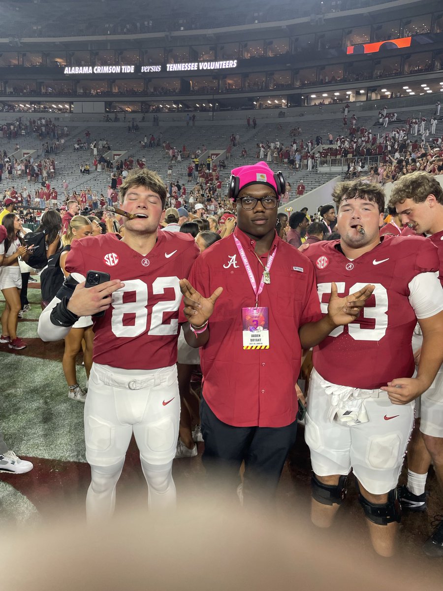 #Dontgiveapissboutnunbutthetide🐘