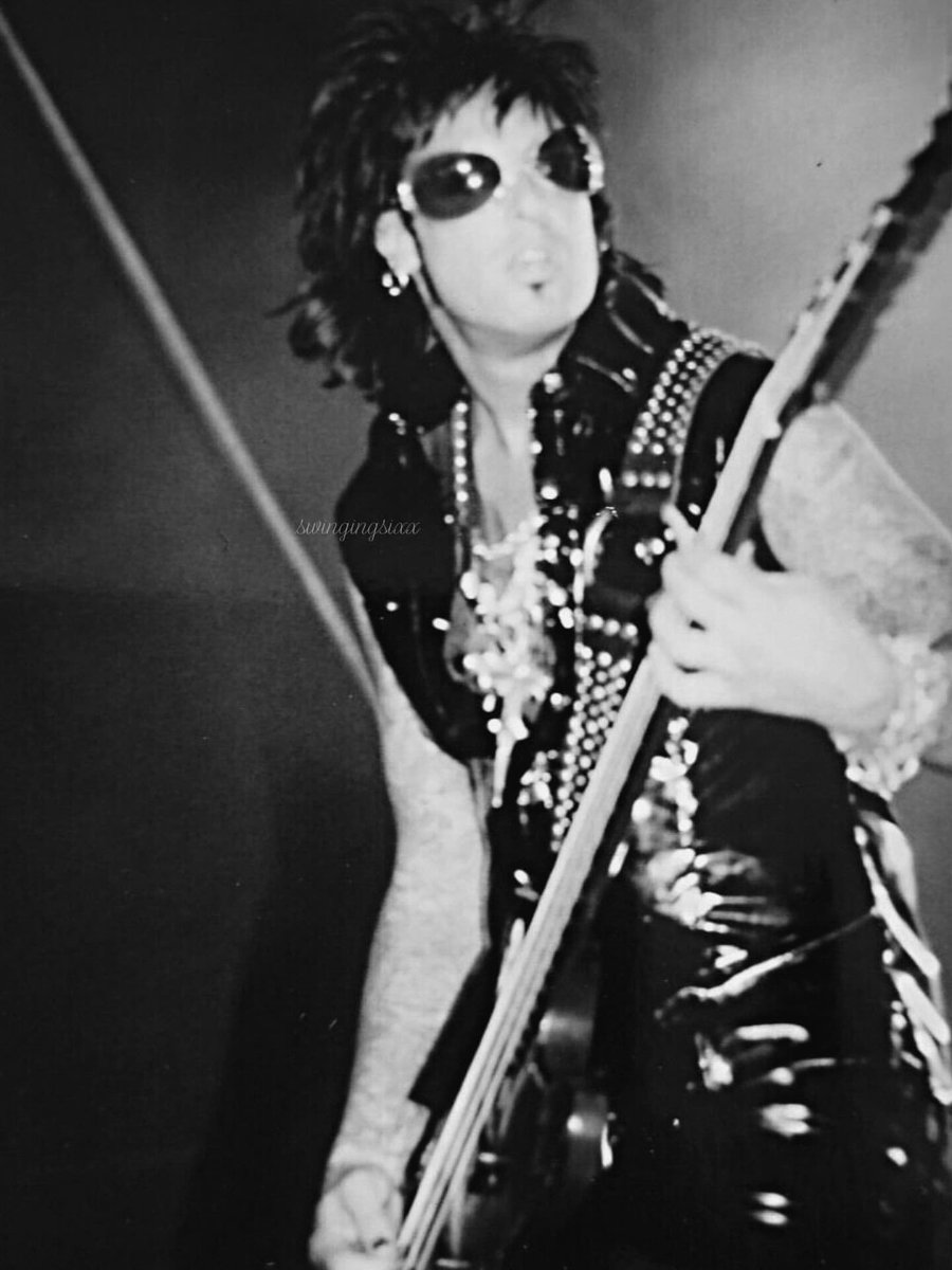 generation swine tour 1997 𝄞 ⋆ˎˊ-

⟡ <a href="/NikkiSixx/">📷</a> — #NikkiSixx #90s ⟡