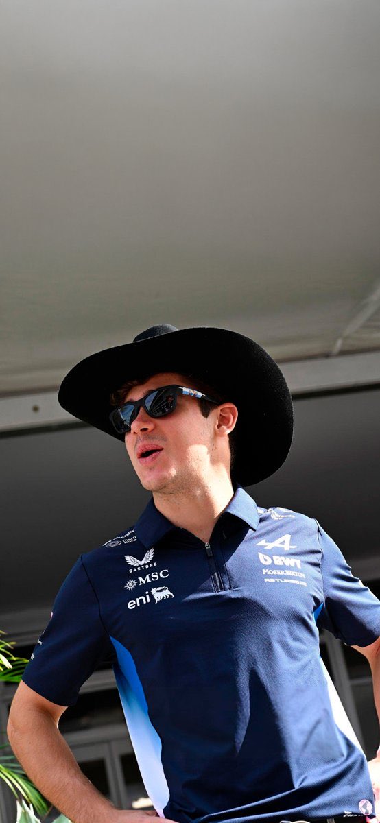 PiermariniRena's tweet image. HOLD MY BEER