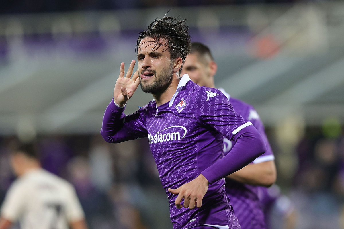 luchino_saltato's tweet image. Quando perdi tu, vince il calcio.

Il nuovo Mancini.

A CASA COGLIONE