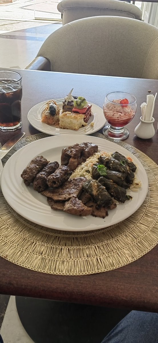 alnimr_ahmed's tweet image. كل ما احتاجه في صوره واحده❤️❤️