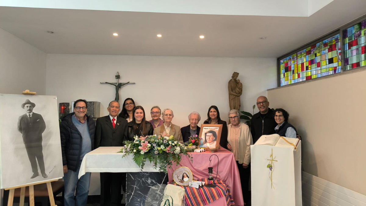 CONSULADO DE VENEZUELA EN VIGO tweet media