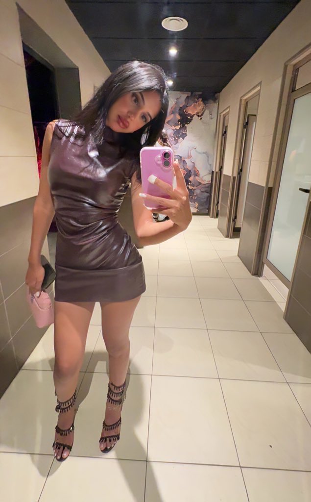 aangeiill's tweet image. My fav heels