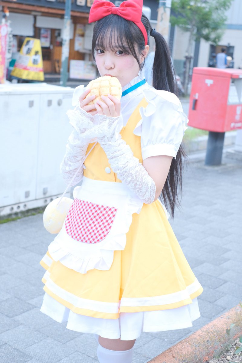 昨日の写真を右斜め正面から

絃羽さんのお顔のいちばん可愛い所を選ぶなら瞳なんだろうな

昨日みたいに瞳を閉じて横からも
今日みたいな斜めからも
というか、毎日どう眺めても
どんな姿も表情も愛おしいと

#フクヤマニメ #フクヤマニメ8 #紬麦絃羽 #いと推しい #いとはグミ