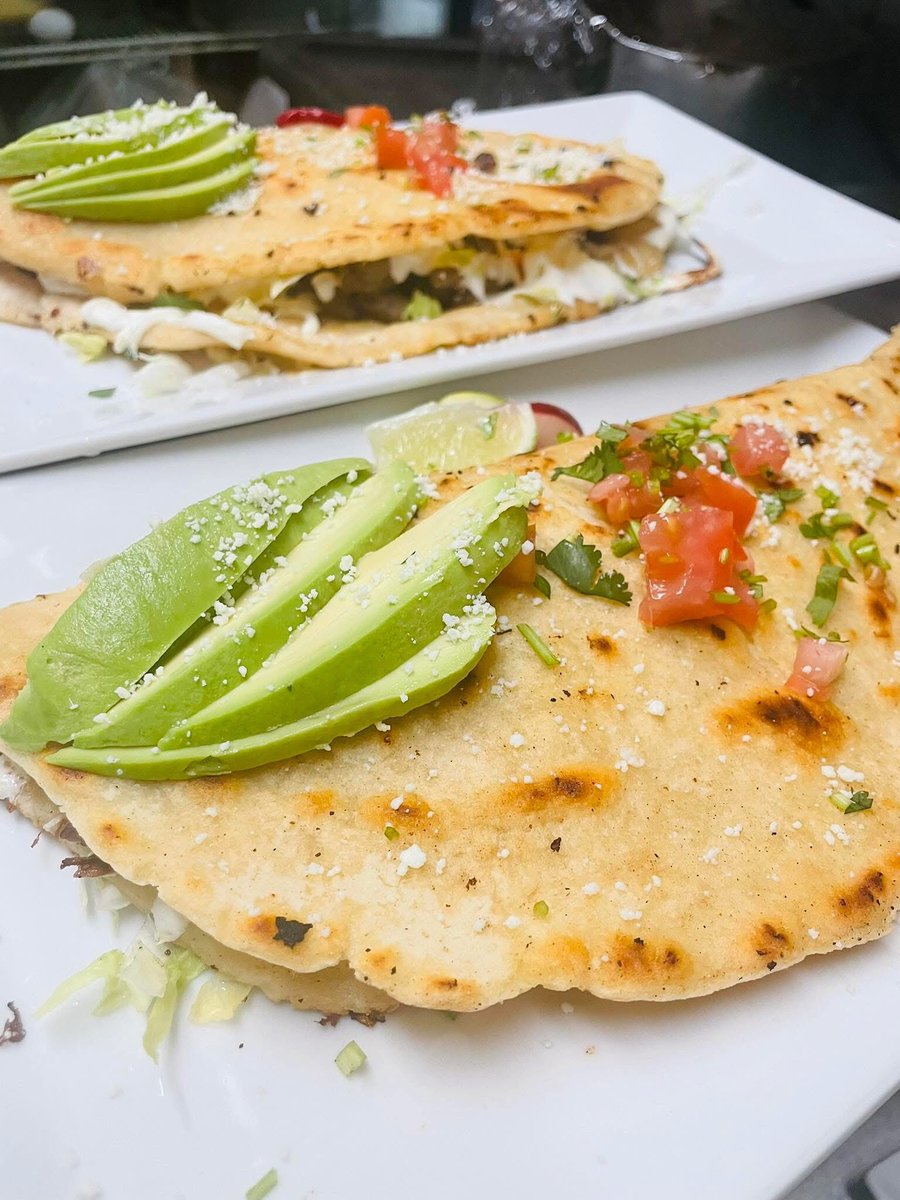 Good food, great company, what more do you need? Pull up a chair at Tacos la Morena Restaurant🙌🏻 
📷: @2319_hughes_avenue_184st_bronx