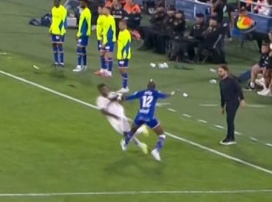 Los árbitros, imparciales.
#getaferealmadrid
