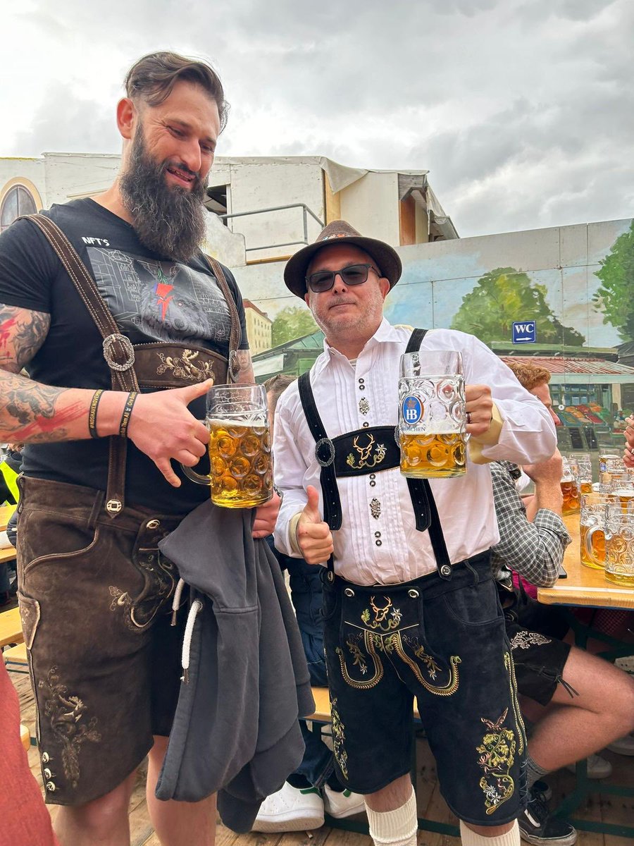 <a href="/iamERICanWhite/">american™️</a> <a href="/LeeAndersonMP_/">Lee Anderson MP</a> Not beer again lol