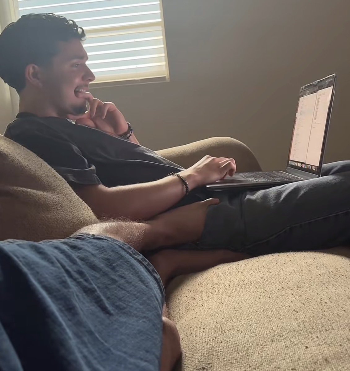 can I put my toes in ur pocket 🥺