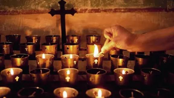 1/2
Sin olvidar nuestras oraciones por los políticos que tenemos asignados, la semana del 20 al 26 de Octubre rezamos por:
- Lunes: Félix Taberna Monzón (PSOE)
- Martes: Ana Ollo Hualden (GEROA BAI)
- Miércoles: Begoña Alfaro García (PODEMOS)