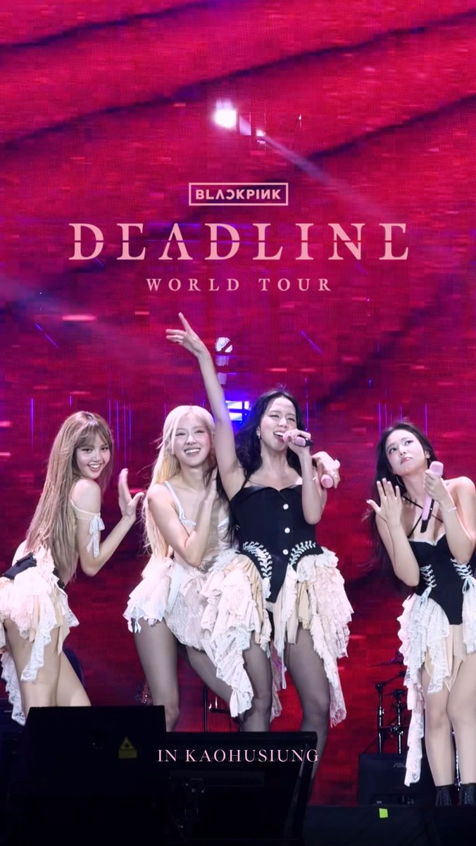 RandomChaesoo's tweet image. our favorite girls 🖤🩷