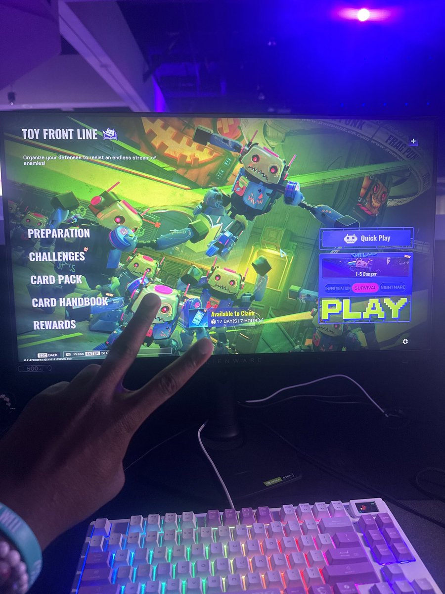 farukms10's tweet image. Now playing @PlayFragPunk Early Access! 

#FragpunkTwitchcon #FragpunkS3