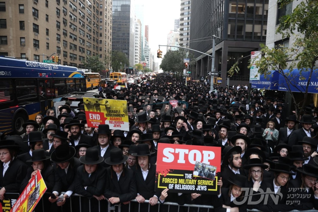 Jews Vs. Israel tweet media
