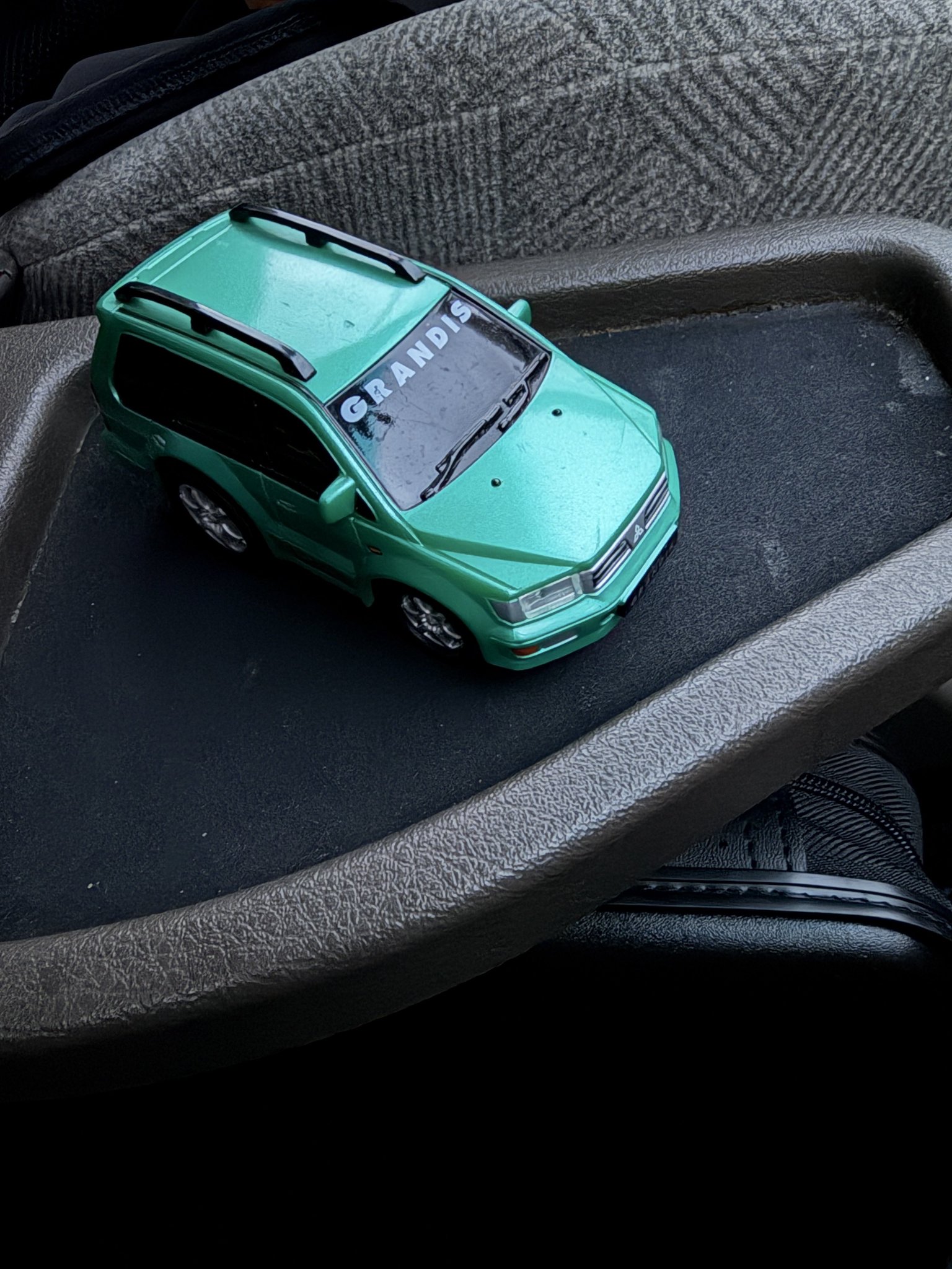 残り１つ！！！レア度MAX早い者勝ち！TikTok非売品小物入れ！ Nami on X: 