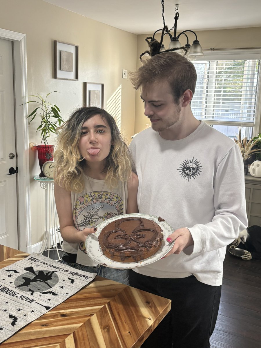 When I first started making videos, I actually stole the “hidden cake” idea from someone named Jordan The GoAnimator. I had no idea who she was at the time and never thought I’d interact with her. However, now we’re here creating the Hidden Cake in real life 8 years later!