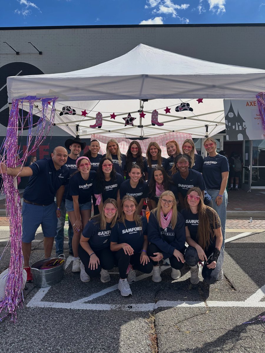 Samford Volleyball (@samfordvb) on Twitter photo Today the team volunteered with Smile A Mile at Spooktacular in downtown Birminghamโผ๏ธ
Presented by <a href="/BCBSofAlabama/">BCBSofAlabama</a>
#BeABetterBulldog | #AllForSAMford Today the team volunteered with Smile A Mile at Spooktacular in downtown Birminghamโผ๏ธ
Presented by <a href="/BCBSofAlabama/">BCBSofAlabama</a>
#BeABetterBulldog | #AllForSAMford