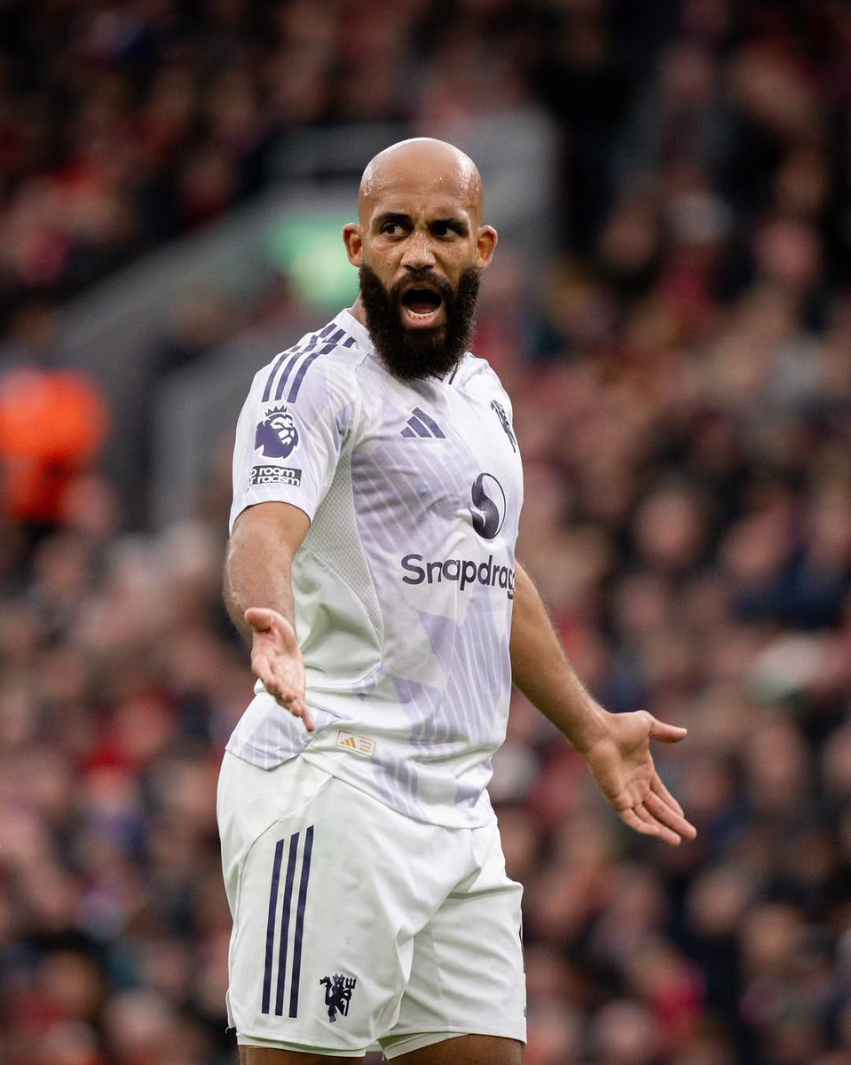MADIRA777777's tweet image. ⁴K   MBEUMO 🤍✨📸                                                                         #Wallpapers                                                            #LIVMUN                                                                   #FC26