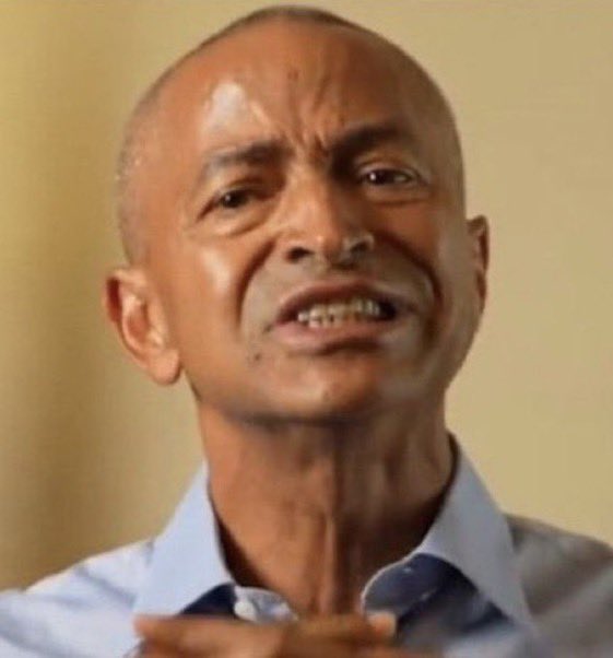 L’histoire se rappellera de ces traîtres.