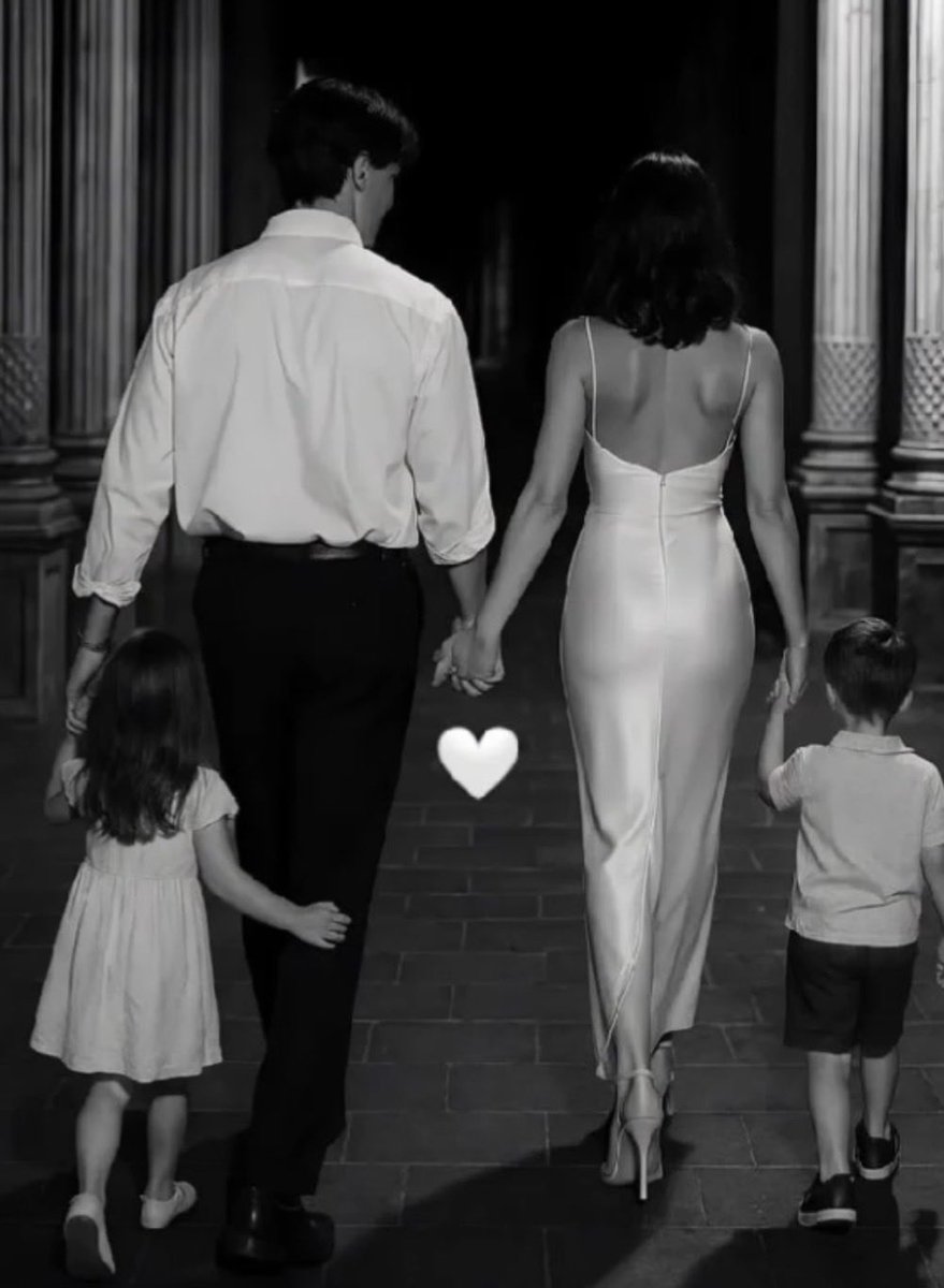 yıl olmadı. 
Ama hissediyorum; 
2026’da her şey yerini bulacak 🤍

 😭🥹🥹🥹🥹🥹🥹🥹🥹🥹🥹🥹🫠🫠🫠🐥يارب تحقيق الحلم  “Manifesttir