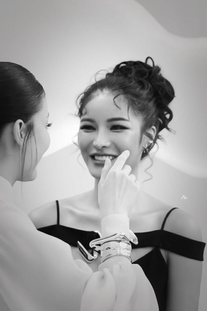 mnrnam's tweet photo. เค้าจะรู้มั้ย รอยยิ้มแบบนี้มีให้แค่คนตรงหน้า เห้ออออ😌🤭 https://t.co/sikHCNCklK