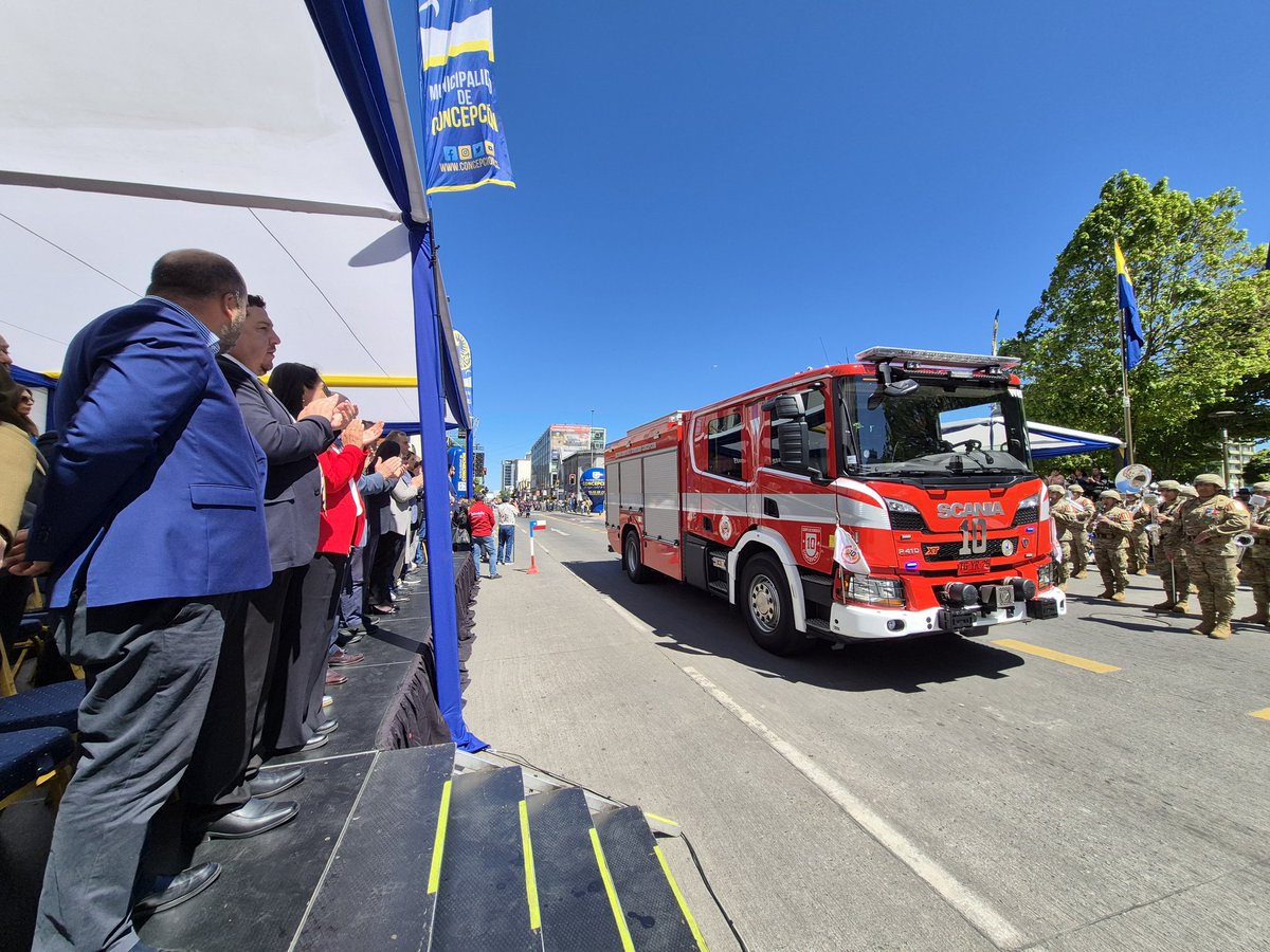 🎉💙 ¡Concepción continúa celebrando sus 475 años con orgullo y alegría, con el desfile conmemorativo por el 475° aniversario de la ciudad, que reunió a cientos de personas.
💙 ¡Feliz aniversario, Concepción!. 🌿🎂