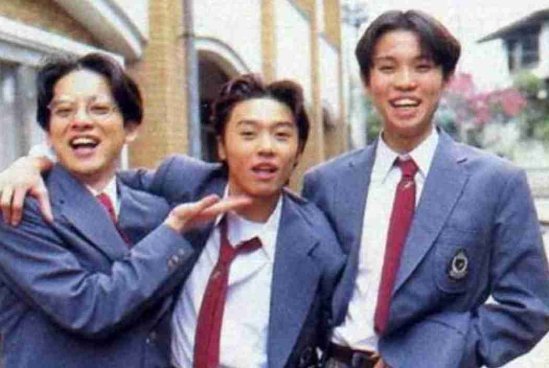 ｢金田一少年の事件簿｣といえばやっぱり剛くん。
ともさかりえちゃんの美雪も古尾谷雅人さんの剣持警部も原作のイメージとは違うけどハマり役だったなぁ。
そして、原知宏くんの佐木と佐野瑞樹くんの真壁との金田一トリオが最高すぎる。
今の大人になった金田一トリオを見たい！
#堂本剛