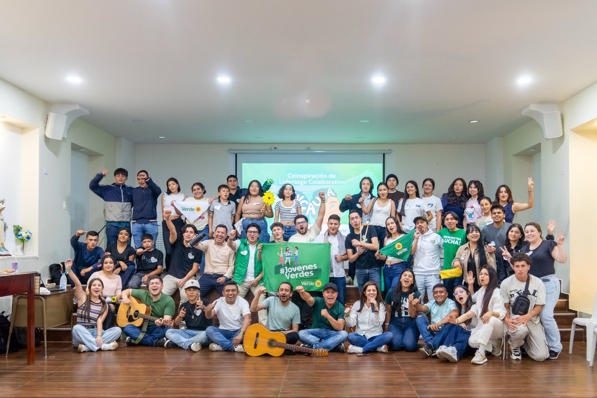 Hoy, celebramos la voz y el compromiso de la juventud verde en todo el país 💚

Felicitamos a las y los jóvenes del Partido Alianza Verde que participaron en las elecciones de los Consejos Municipales y Locales de Juventud. Su liderazgo y su decisión de transformar desde la