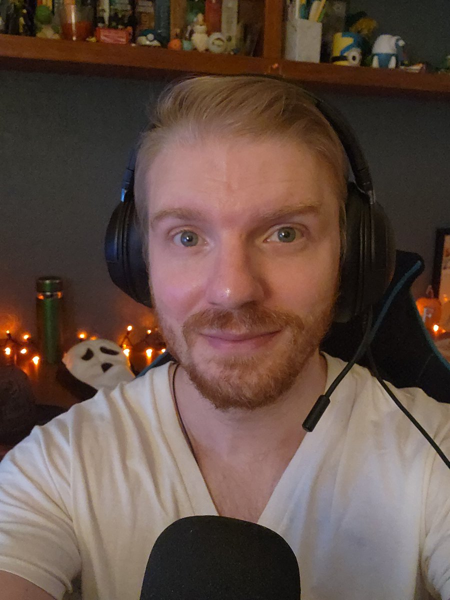 SeanIsAngry's tweet image. Oh we are CHILLING tonight! Come chat it up and have a good time! twitch.tv/DontReviveYour…