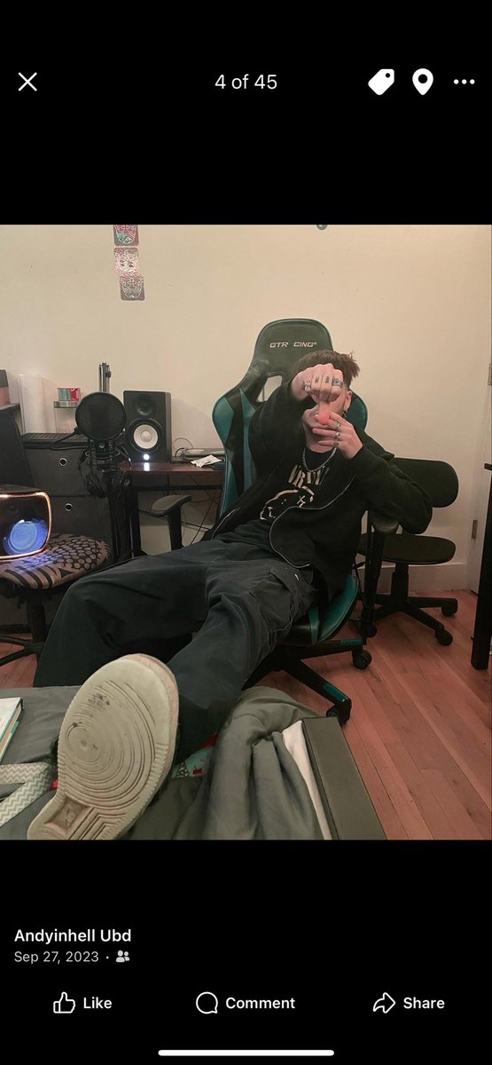 andyinhelll's tweet image. 1020 UBD