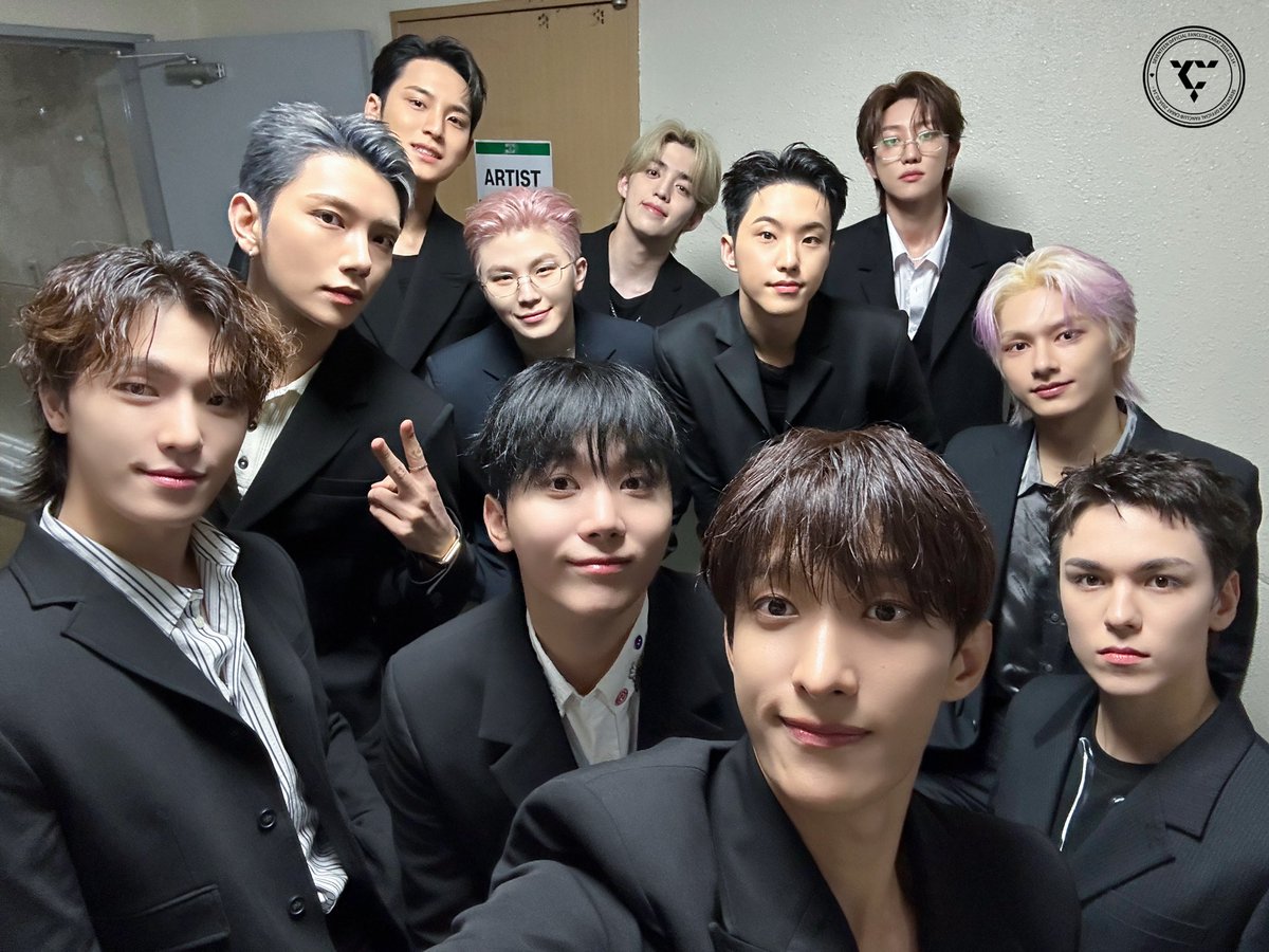 imcjaaaay's tweet image. If you see this, VOTE for SEVENTEEN 🩵🩷
1 REPOST = 1 VOTE
1 REPLY = 1 VOTE
I vote for #SEVENTEEN on #2025MAMAVOTE