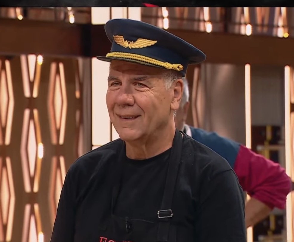 yoteamoLadyGaga's tweet photo. Cuándo me preguntan quien es mi personaje favorito:

#MasterChefCelebrity https://t.co/km47pukJu6