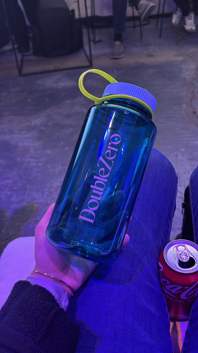 eden_'s tweet image. stay hydrated folks