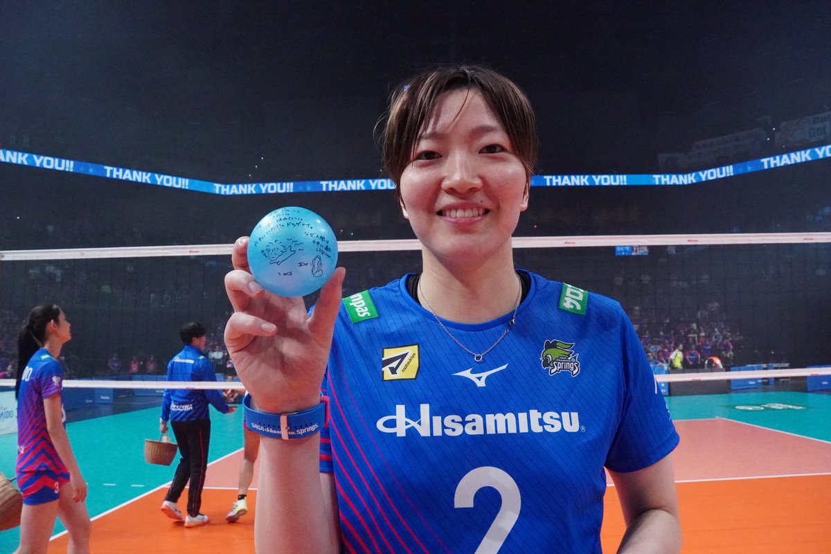 荒木のサインボールのコーナー🔵🟡🟢】 今回のホームゲームでのアヤの