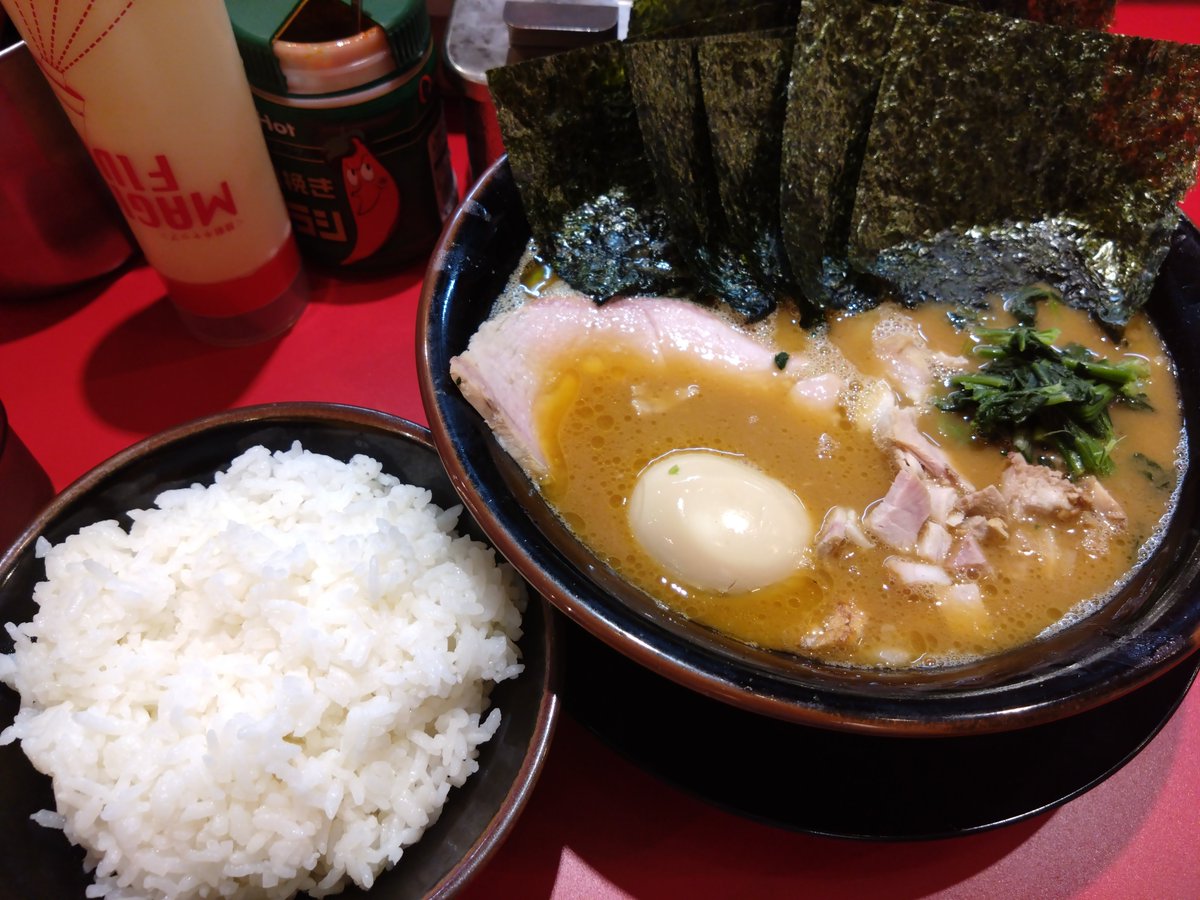 今日はあえて『全部普通』(毎回濃いめ多めにしてしまう)！

この店は普通が1番美味いかも☺️🙏